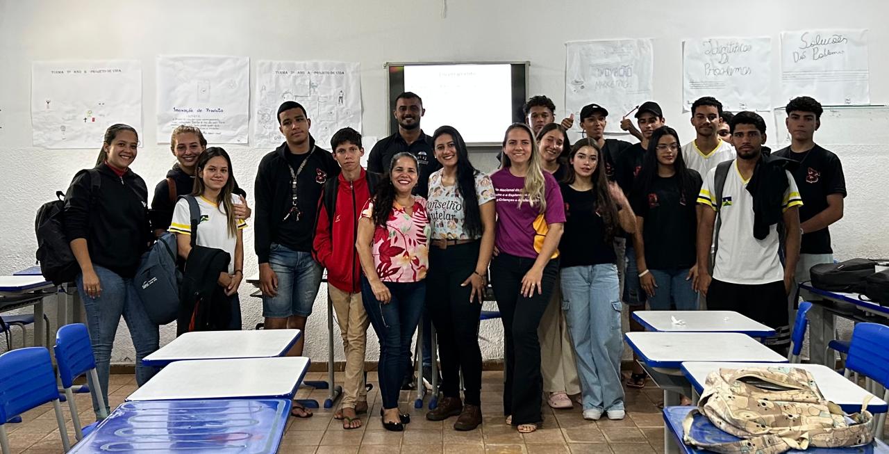 Conselho Tutelar de Presidente Médici realiza palestra educativa na Escola Professor Paulo Freire