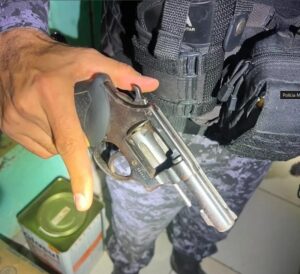 Polícia Militar apreende revólver em diligências sobre homicídio em Nova Brasilândia d’Oeste