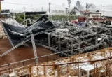 Palco da Expoari desaba durante ventania em Ariquemes um dia após o fim da feira